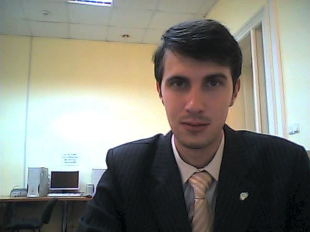 В офисе ))