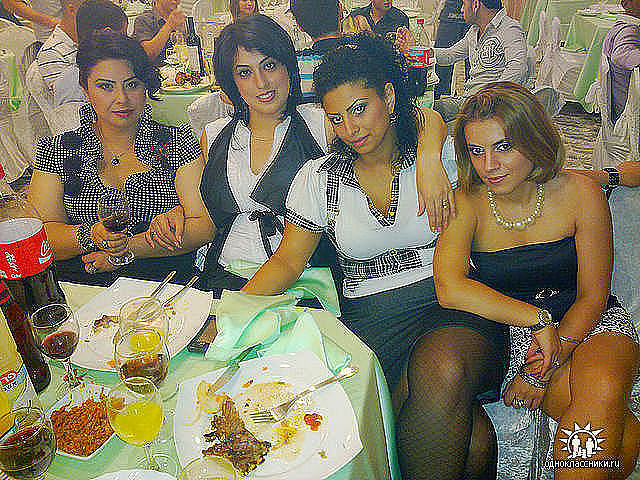 азербайджанки в армянском кафе