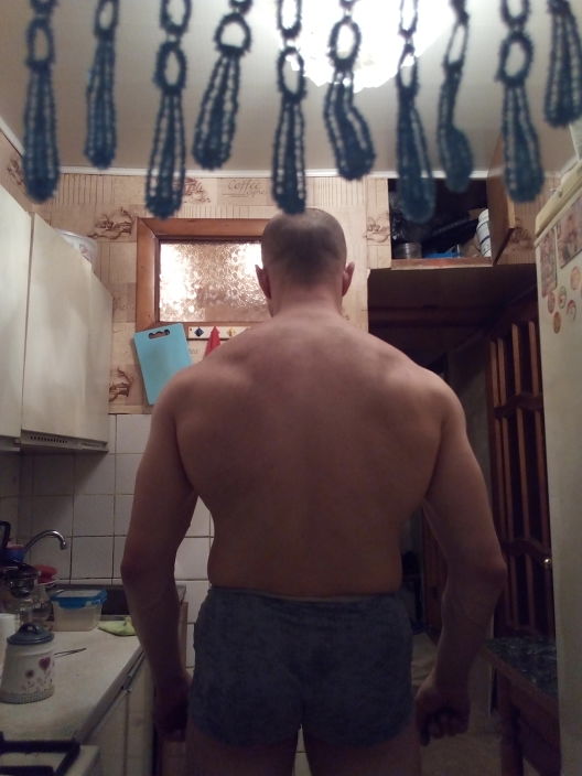 Вид сзади