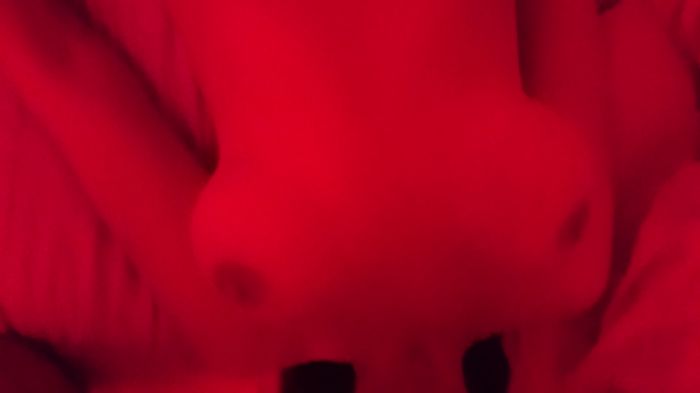 сосед заглянул чаю попить