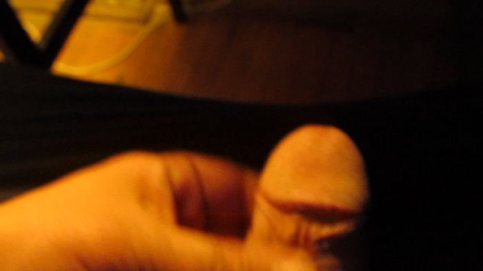 Вчера сладко подрочил и кончил