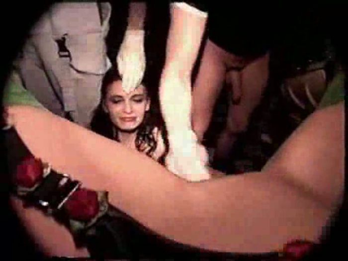 Fisting with Simon and KKC Ladies