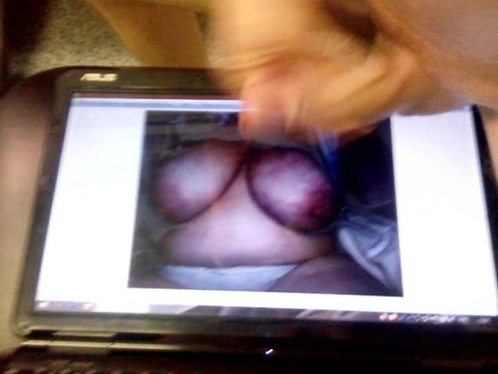 на мои сиськи