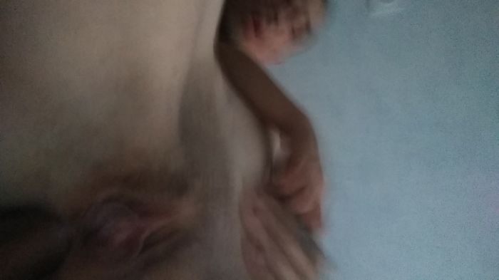 Трахаю знакомую как вам?