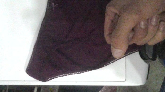 Дрочу на трусики