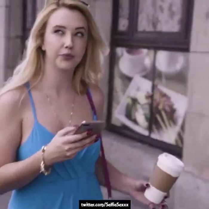 Вот на meendo побольше Женщин таких.