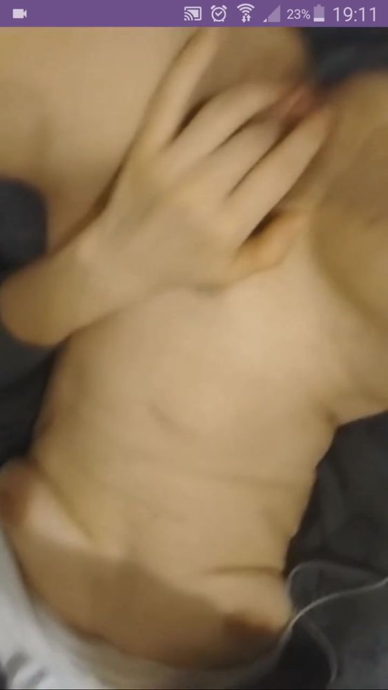 beautiful babe masturbating, fingering pussy & self shot